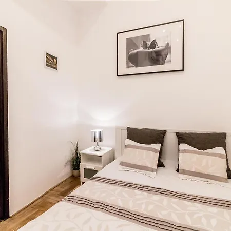 Real Klauzal Ii Budapesta